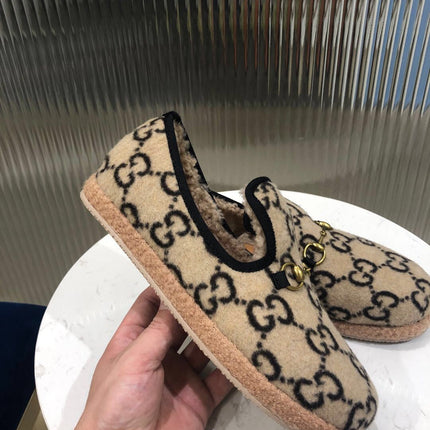 GG HORSEBIT LOAFER IN BEIGE MIX BLACK WOOL AND LAMB FUR LINING