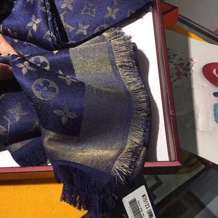 LV SCARF 140 CM IN WOOL MIX SILK 693008