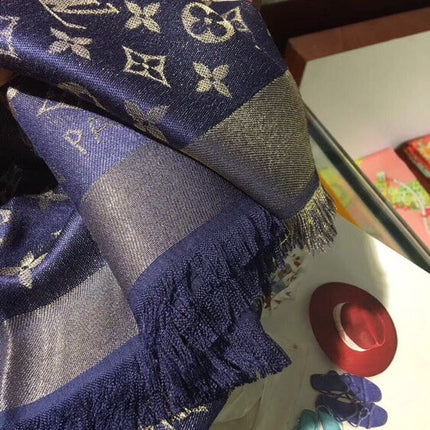 LV SCARF 140 CM IN WOOL MIX SILK 693008