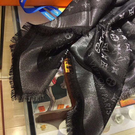 LV SCARF 140 CM IN WOOL MIX SILK 693003