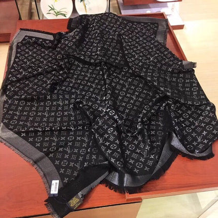 LV SCARF 140 CM IN WOOL MIX SILK 693003