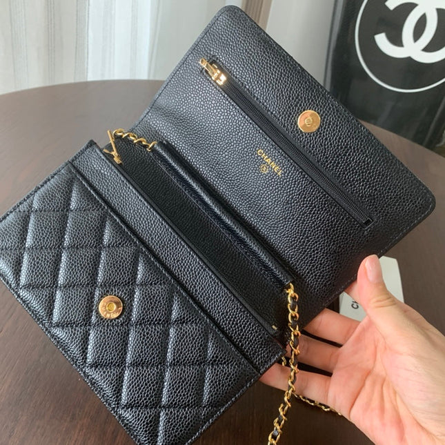 WOC 19CM BLACK CAVIAR GOLD HARDWARE