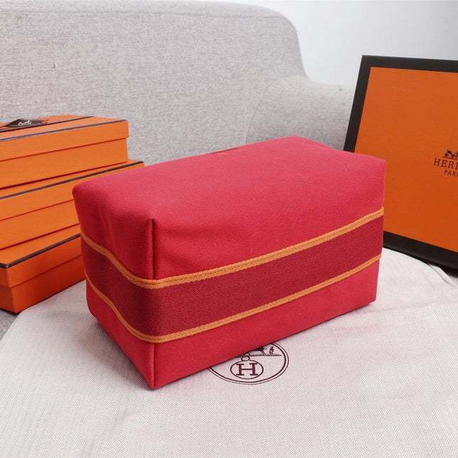 HM BRIDE-A-BRAC 25 RED CANVAS