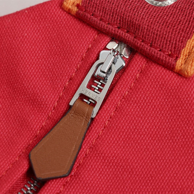 HM BRIDE-A-BRAC 25 RED CANVAS
