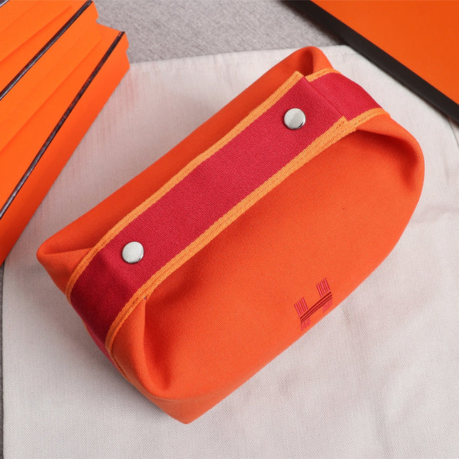 HM BRIDE-A-BRAC 21 ORANGE CANVAS