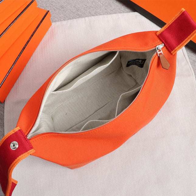 HM BRIDE-A-BRAC 21 ORANGE CANVAS
