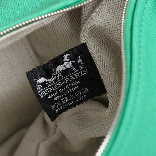 HM BRIDE-A-BRAC 21 JADE CANVAS