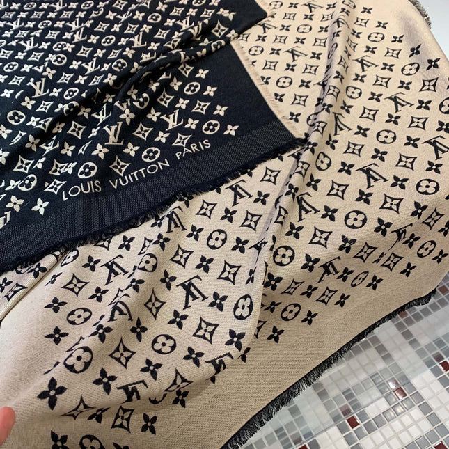 LV SCARF 200 CM IN WOOL MIX SILK 737209
