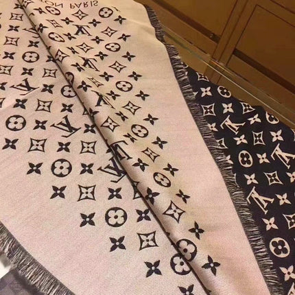 LV SCARF 200 CM IN WOOL MIX SILK 737209