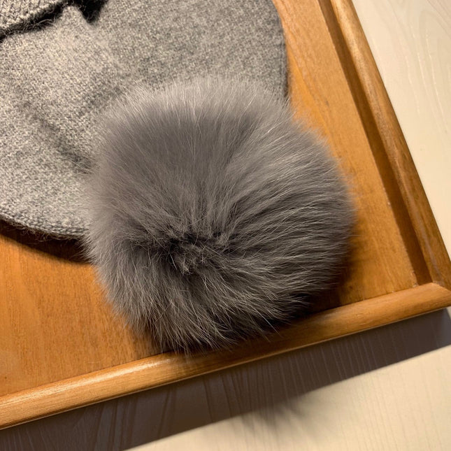 BEANIE HAT IN DOVE GRAY WOOL AND RABBIT FUR 361434