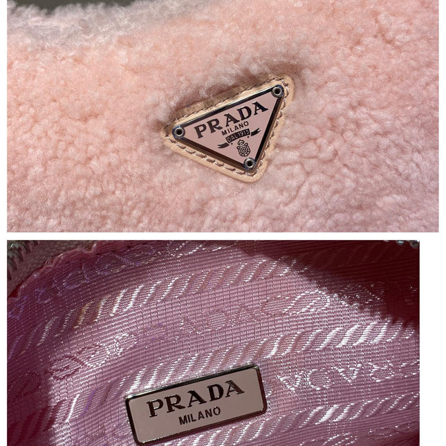 HOBO BAG 23 IN LIGHT PINK SHEARLING