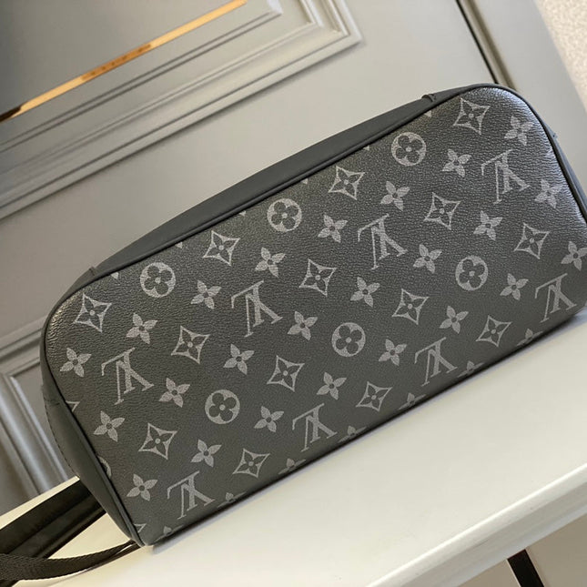 STEAMER BACKPACK 45 IN GUN METAL MONOGRAM ECLIPSE CANVAS AND BLACK CALFSKIN SILVER BUCKLE