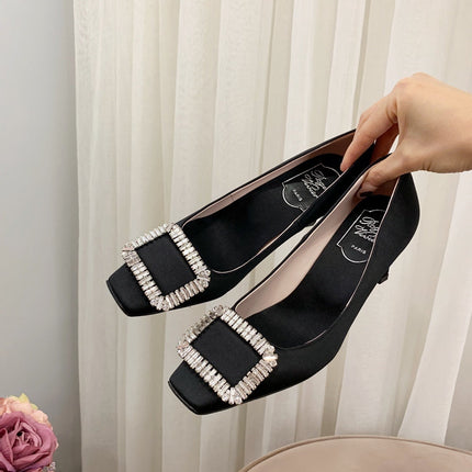 TROMPETTE PUMPS IN BLACK SILK CRYSTAL BUCKLE