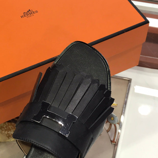 ROYAL SANDAL BLACK LAMBSKIN