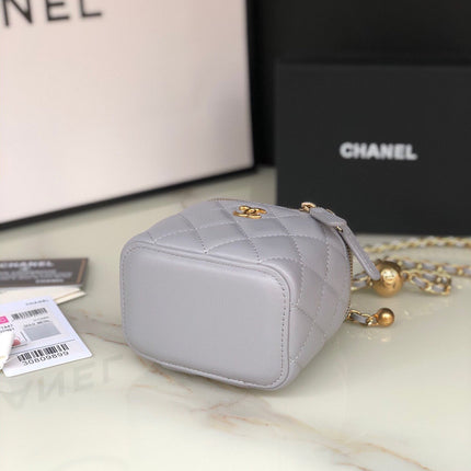 CC MINI 11 VANITY CHAIN IN LIGHT GREY CALFSKIN GOLD HARDWARE