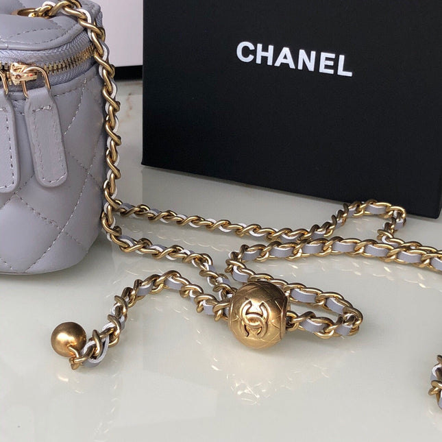 CC MINI 11 VANITY CHAIN IN LIGHT GREY CALFSKIN GOLD HARDWARE
