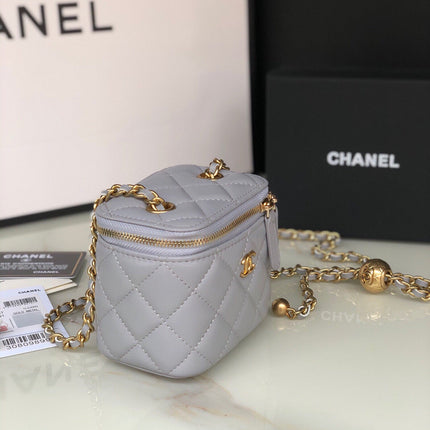 CC MINI 11 VANITY CHAIN IN LIGHT GREY CALFSKIN GOLD HARDWARE