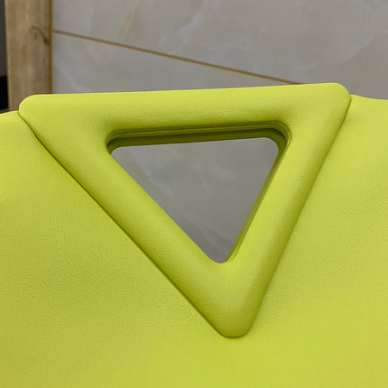 TRIANGLE HANDLE BAG 31 IN VOLT GREEN LAMBSKIN