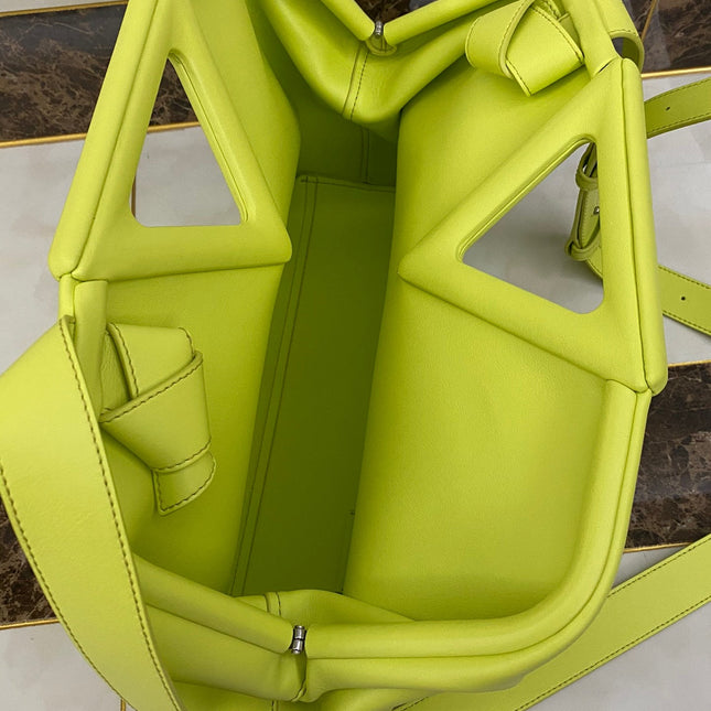 TRIANGLE HANDLE BAG 31 IN VOLT GREEN LAMBSKIN