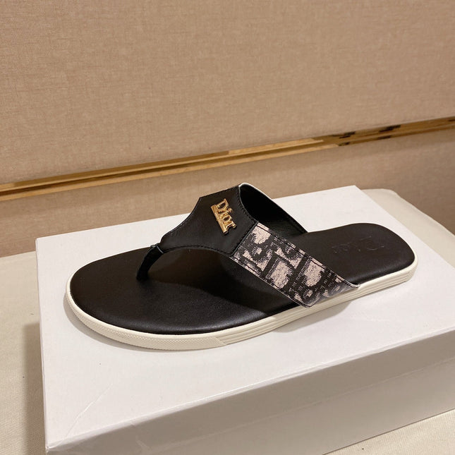 CD ALIAS THONG SANDAL BLACK CALFSKIN