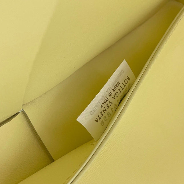 SMALL ARCO TOTE 30 IN LIGHT YELLOW LAMBSKIN
