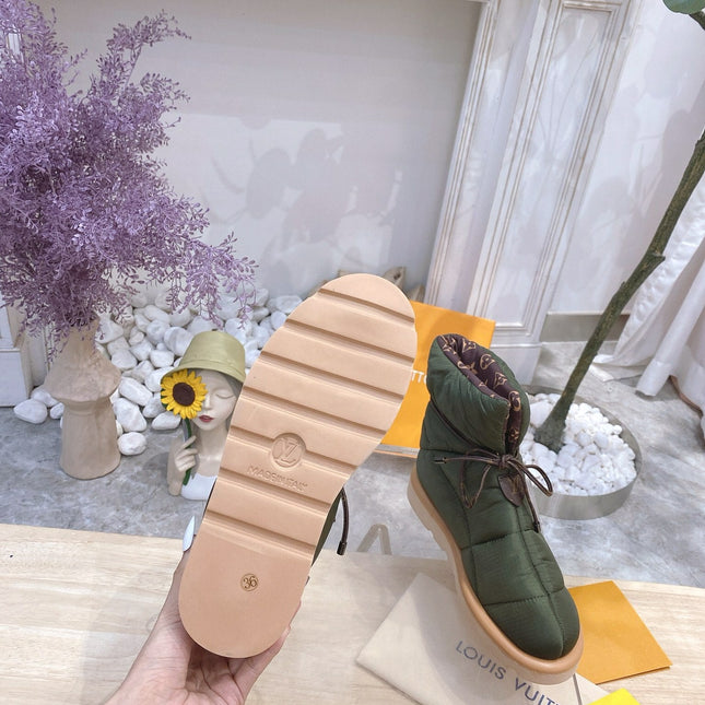 PILLOW COMFORT ANKLE BOOTS IN ARMY GREEN NYLON