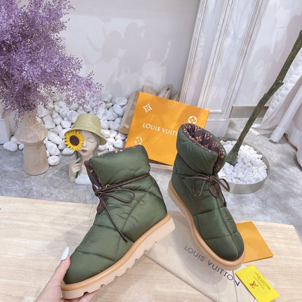PILLOW COMFORT ANKLE BOOTS IN ARMY GREEN NYLON