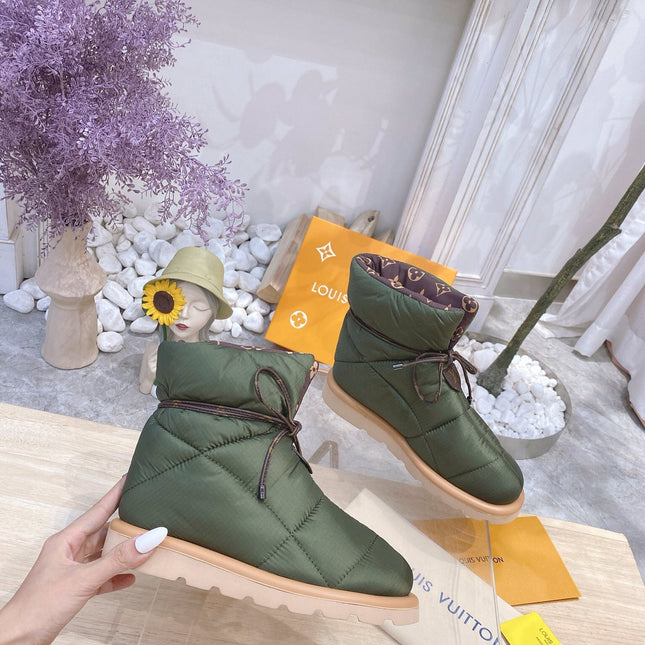 PILLOW COMFORT ANKLE BOOTS IN ARMY GREEN NYLON
