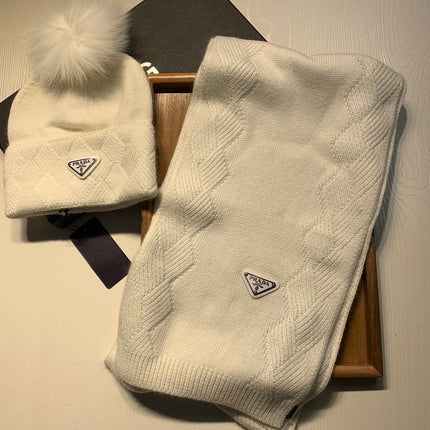 SET SCARF AND HAT IN WHITE WOOL AND RABBIT FUR 416368