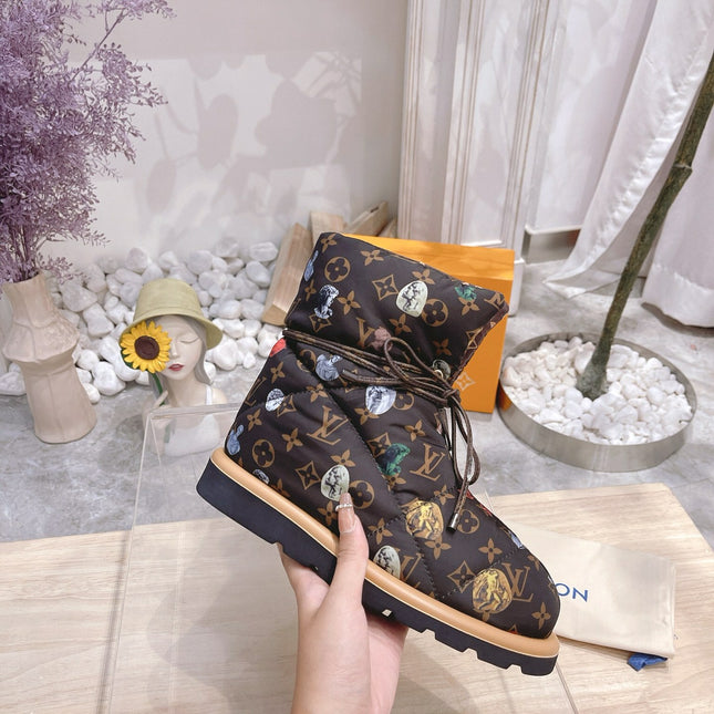 PILLOW COMFORT ANKLE BOOTS IN CHOCOLATE BROWN MONOGRAM NYLON