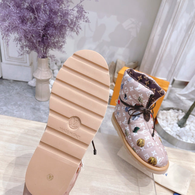 PILLOW COMFORT ANKLE BOOTS IN ROSY BROWN MIX WHITE MONOGRAM NYLON