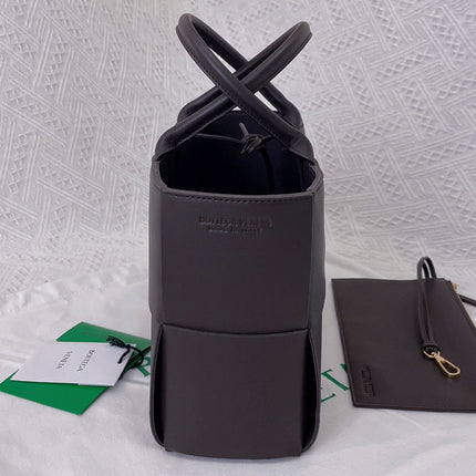 SMALL ARCO TOTE 30 IN MORTAR PURPLE LAMBSKIN