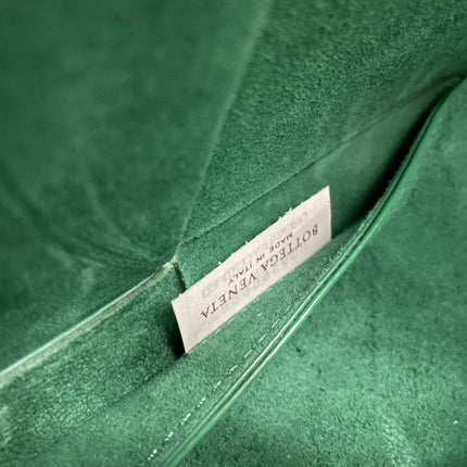 SMALL ARCO TOTE 30 IN GREEN PEA LAMBSKIN