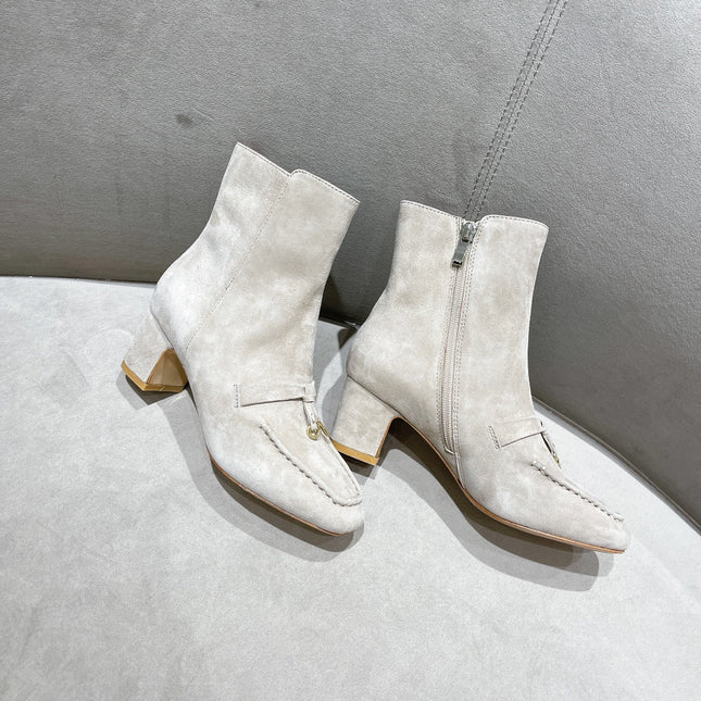 LP CHARMS ANKLE BOOTS METAL LOCK LIGHT GRAY SUEDE