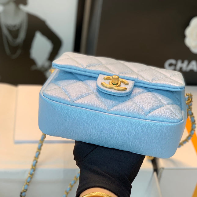 CHANEL 25S CLASSIC FLAP 19 CM IN LIGHT BLUE CAVIAR LEATHER WITH GOLD HARDWARE