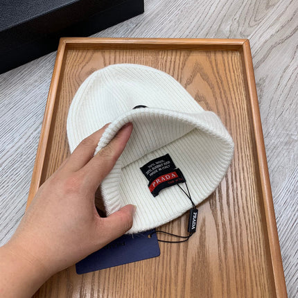 BEANIE HAT IN WHITE WOOL 431356
