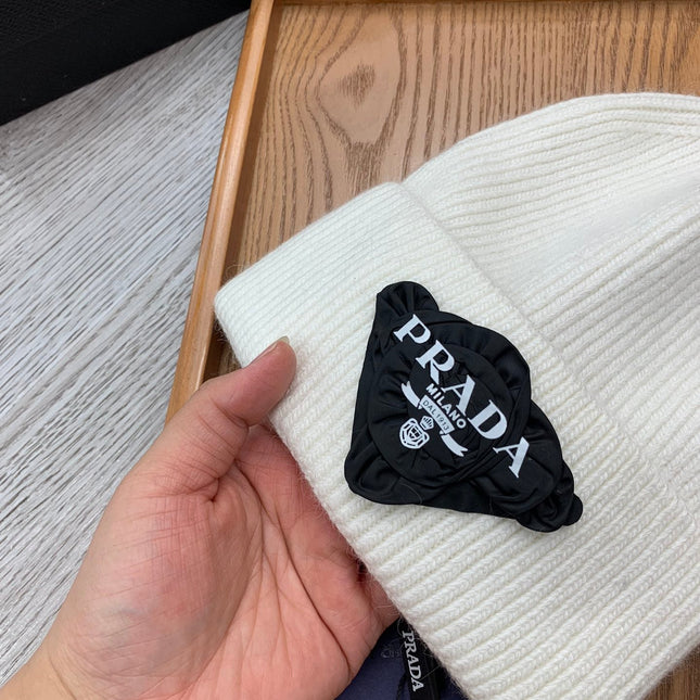 BEANIE HAT IN WHITE WOOL 431356