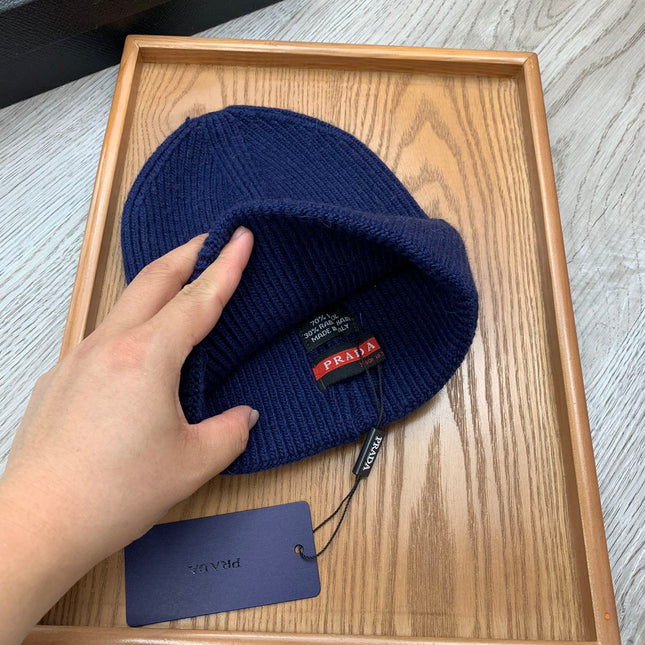 BEANIE HAT IN NAVY BLUE WOOL 431359