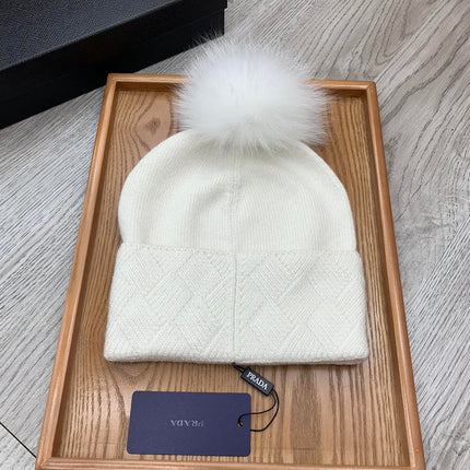 BEANIE HAT IN WHITE WOOL AND RABBIT FUR 346716