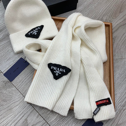 SET SCARF AND HAT IN WHITE WOOL AND RABBIT FUR 386079