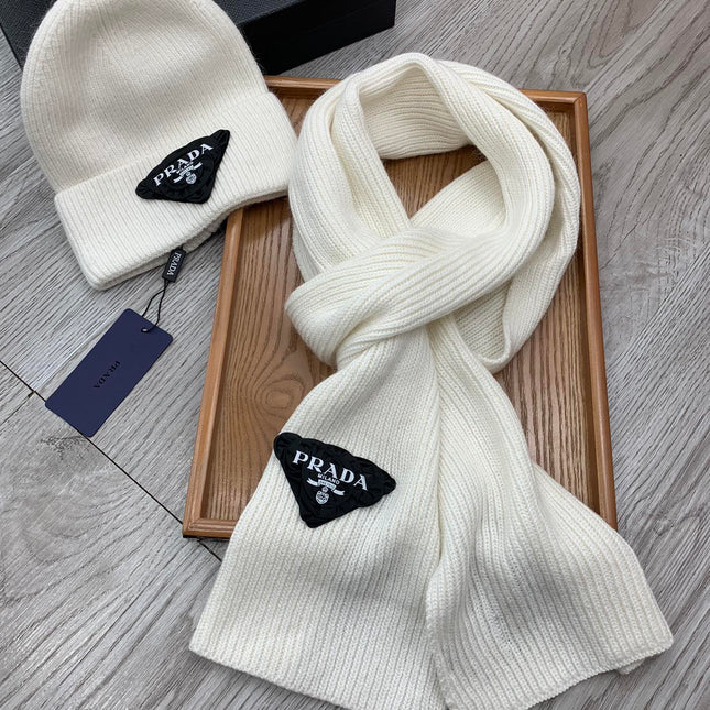 SET SCARF AND HAT IN WHITE WOOL AND RABBIT FUR 386079