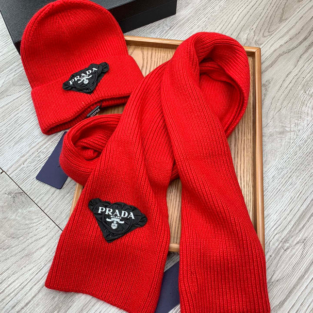 SET SCARF AND HAT IN CHERRY RED WOOL AND RABBIT FUR 386076