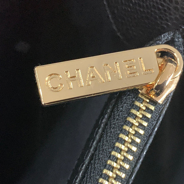 CHANEL 25S MEDALLION TOTE 33 CM IN BLACK CAVIAR WITH GOLD HARDWARE
