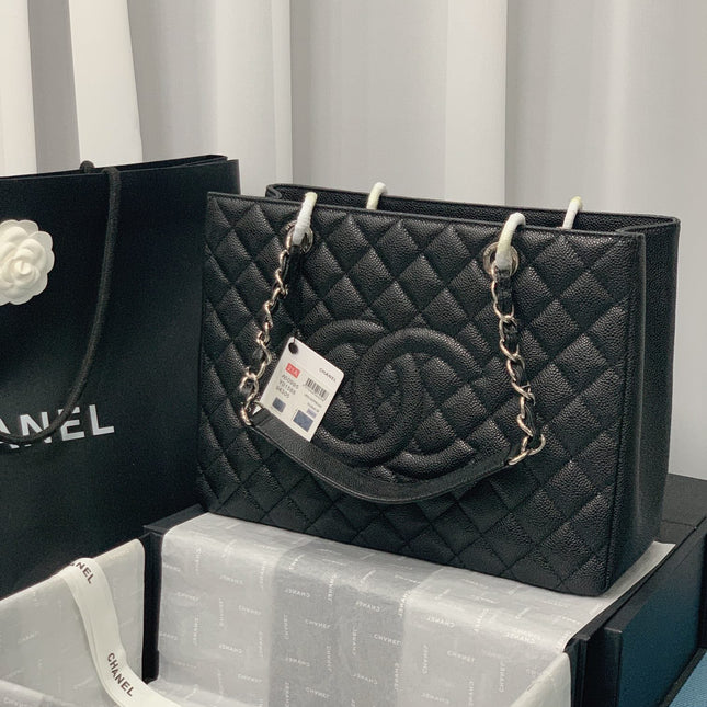 CHANEL 25S MEDALLION TOTE 33 CM IN BLACK CAVIAR WITH SILVER HARDWARE