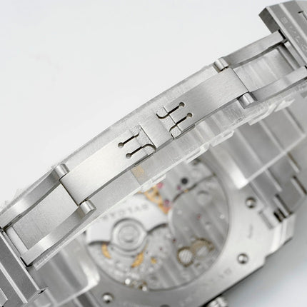 OCTO FINISSIMO AUTOMATIC STEEL CASE BLACK DIAL
