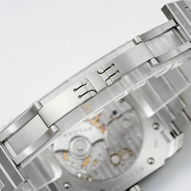 OCTO FINISSIMO AUTOMATIC STEEL CASE BLACK DIAL