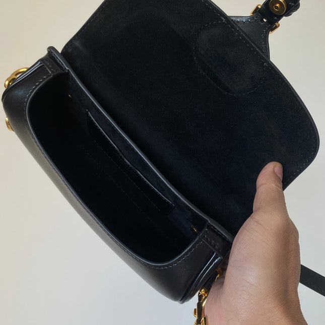 BOBBY EAST-WEST 22 BAG IN BLACK CALFSKIN