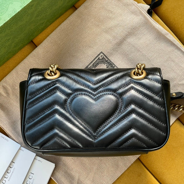 GG MARMONT MATELASSÉ SMALL 22 BAG BLACK CALFSKIN