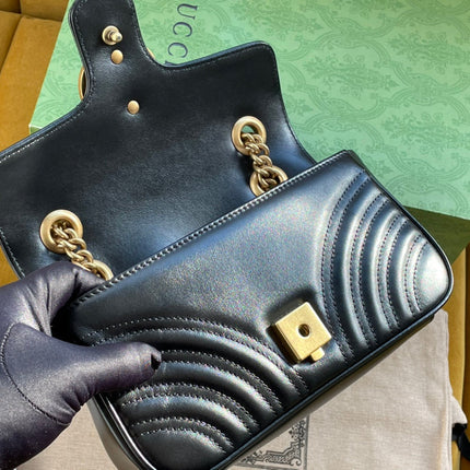 GG MARMONT MATELASSÉ SMALL 22 BAG BLACK CALFSKIN