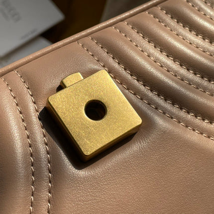 GG MARMONT MATELASSÉ SMALL 22 BAG BEIGE CALFSKIN